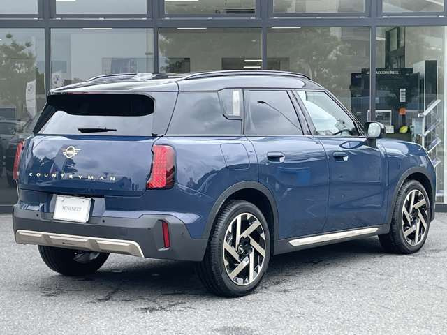 ミニカントリーマンD DCT ディーゼル