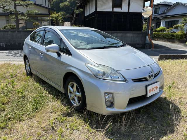 プリウス1.8 S