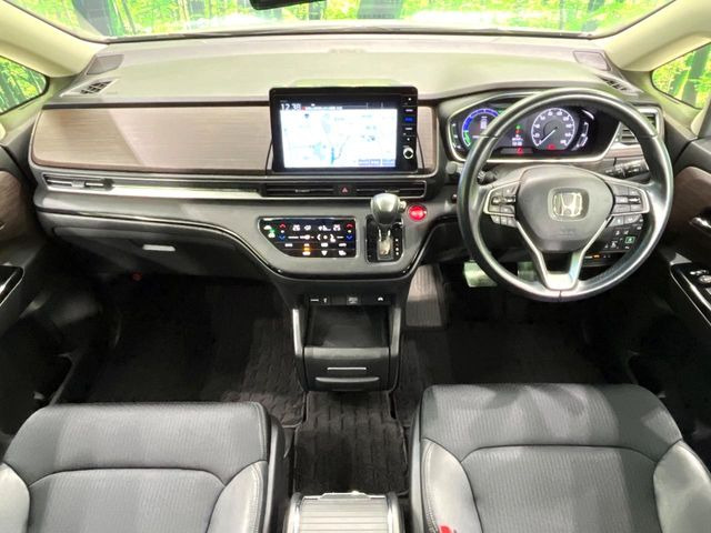 オデッセイ2.0 e:HEV アブソルート EX