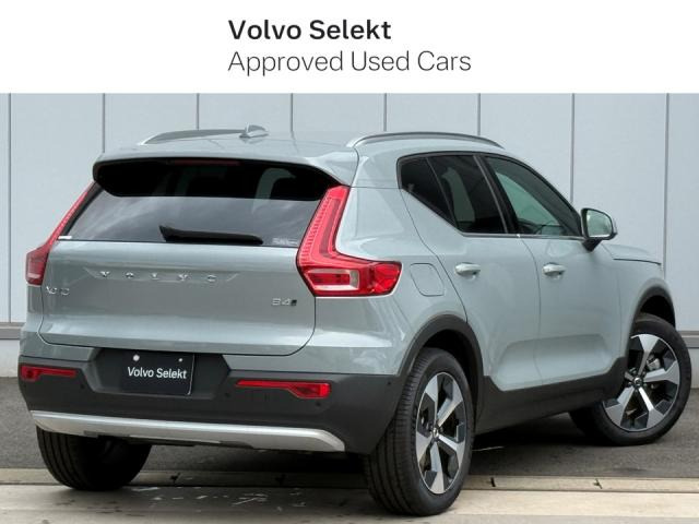 XC40ウルトラ B4 AWD 4WD