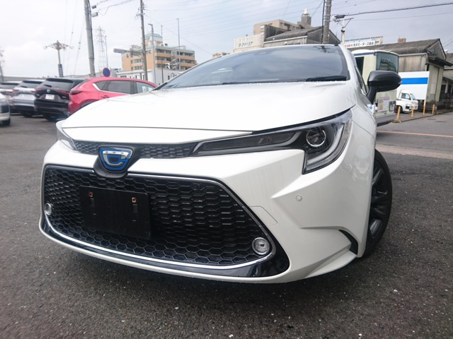 カローラツーリング1.8 ハイブリッド W×B