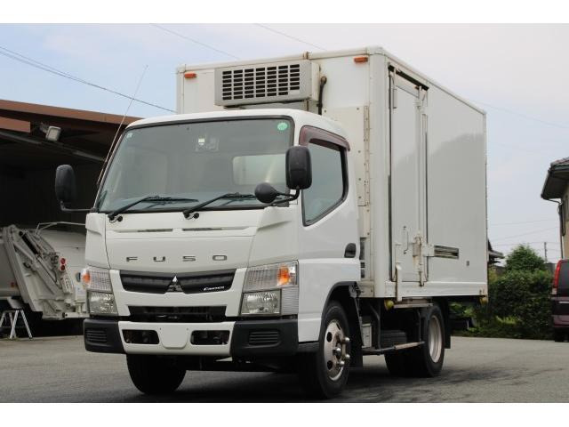 キャンター冷蔵冷凍車