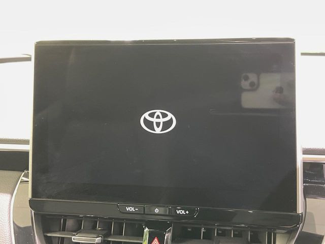 �y10.5�C���` �f�B�X�v���C�I�[�f�B�I�z���ʂ̃f�B�X�v���C��AppleCarPlay��AndroidAuto�����p�\�B�傫�ȉ�ʂŃX�}�z�i�r�A�v���������p���������܂���