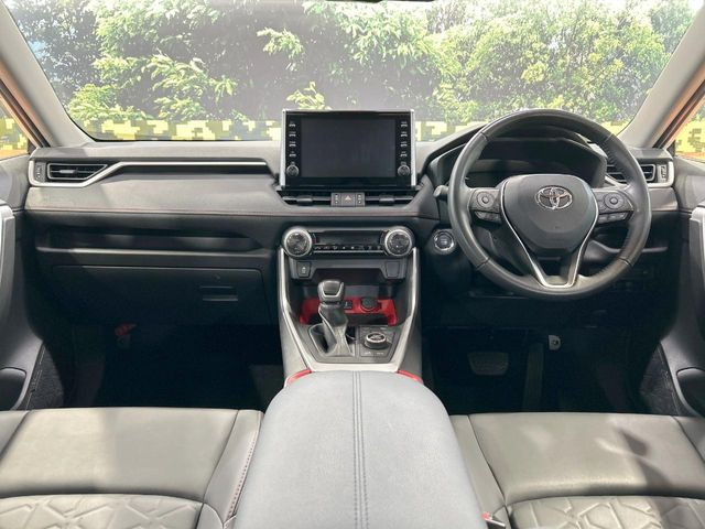RAV42.0 アドベンチャー オフロードパッケージ 4WD