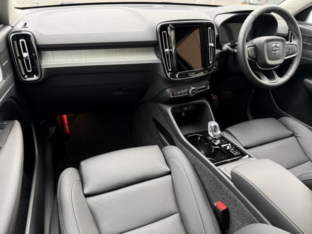 XC40ウルトラ B4 AWD 4WD