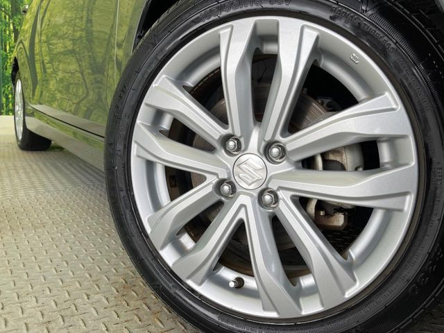 �y����16�C���`�A���~�z�C�[���z�O�ςɃ}�b�`���������A���~�z�C�[���𑕒����Ă���܂��B�e��ЊO�A���~�z�C�[����A�X�^�b�h���X�^�C�����戵�����Ă���܂��B���񂲑��k����������