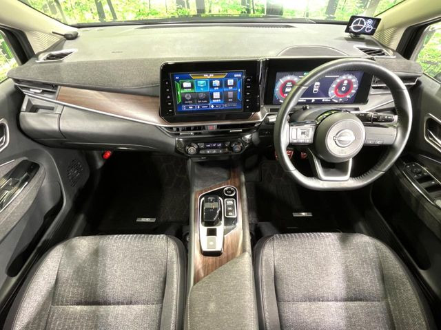 ノートオーラ1.2 G FOUR 4WD