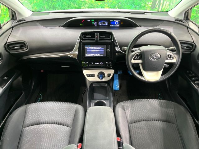 プリウス1.8 S セーフティ プラス