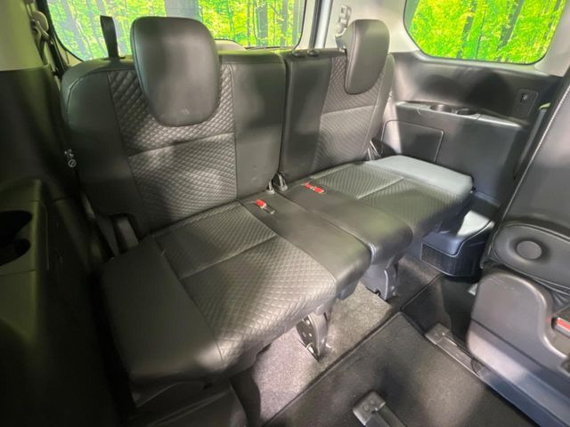 3��ڃV�[�g�͂�������ԗǍD����l�ł��������ƍ����Ē����܂��̂ŁA��l���ł̂��o���������N���N�ł��􂲉Ƒ��ŁA�C�̒m�ꂽ���ԂŁA�h���C�u�ɍs���̂��y���݂ł��ˁ�