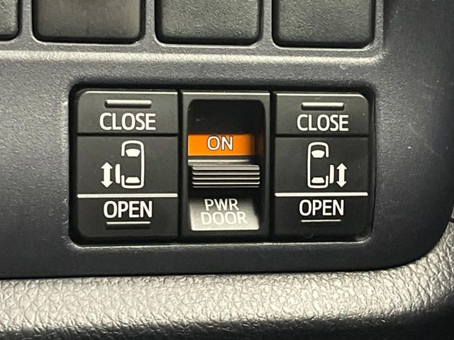 ヴォクシー2.0 ZS 煌