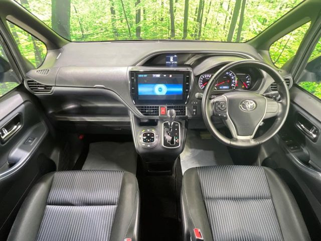 ヴォクシー2.0 ZS 煌