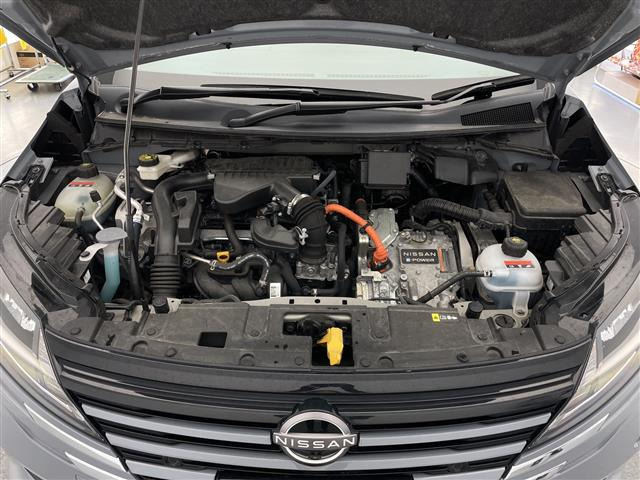 ノート1.2 X FOUR 4WD