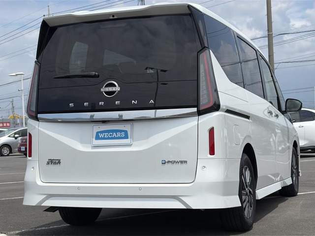 セレナ1.4 e-POWER ハイウェイスターV
