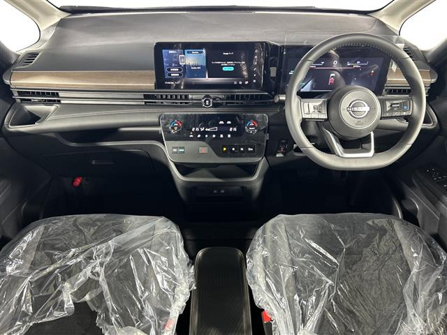 セレナ1.4 e-POWER ハイウェイスターV
