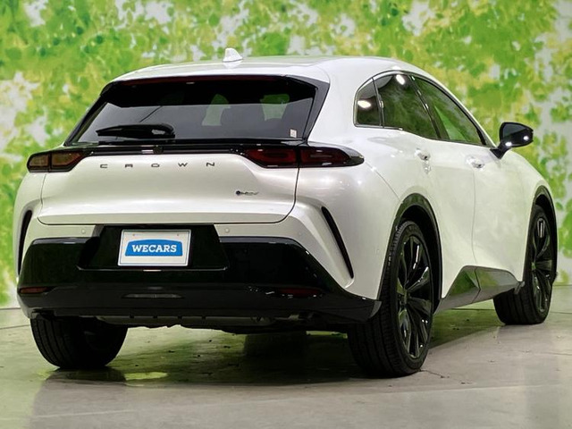 クラウンスポーツ2.5 Z E-Four 4WD