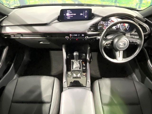 MAZDA3ファストバック1.5 15S ブラック セレクション