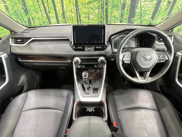 RAV42.0 G 4WD
