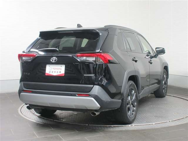 RAV42.0 アドベンチャー 4WD