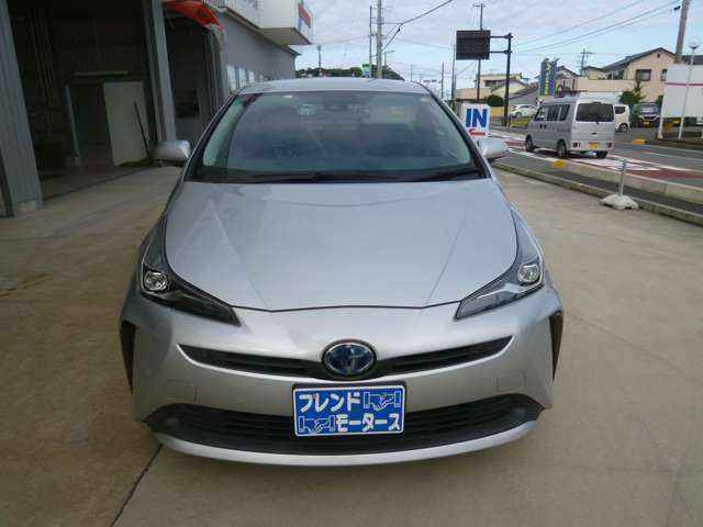 プリウス1.8 S