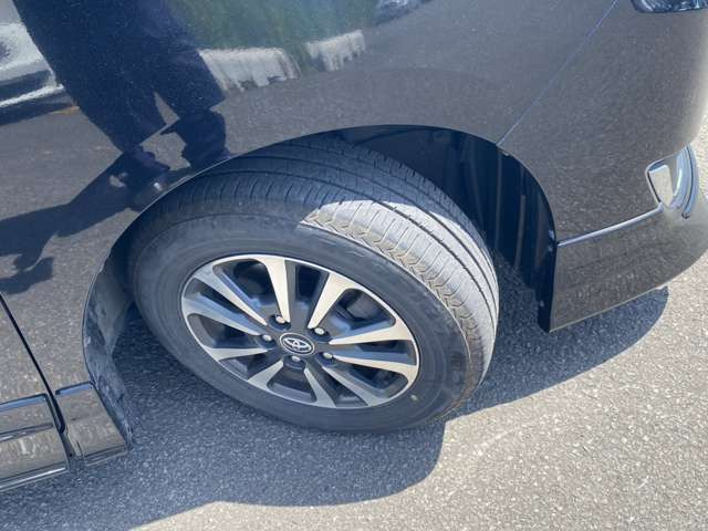 ���X�A�݌ɑ䐔70��ȏゲ�����܂��B���Д̔��X�y�[�W���瑼�̎ԗ������m�F����������