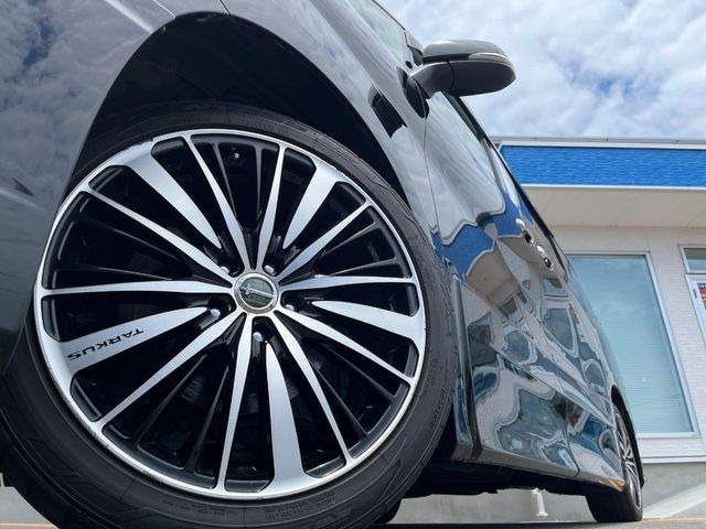 �y19�C���`�A���~�z�C�[���z�O�ςɃ}�b�`�����A���~�z�C�[���𑕒����Ă���܂��B�e��A���~�z�C�[����A�X�^�b�h���X�^�C�����戵�����Ă���܂��B���񂲑��k����������
