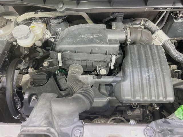 親切・丁寧な専門メカニックスタッフが応対!・車検・点検整備・事故等の修理などアフターサービスも安心。お車のカスタマイズもネクステージのサービススタッフまでご相談ください!