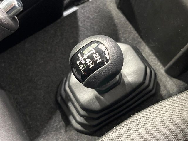 ジムニーシエラ1.5 JC 4WD