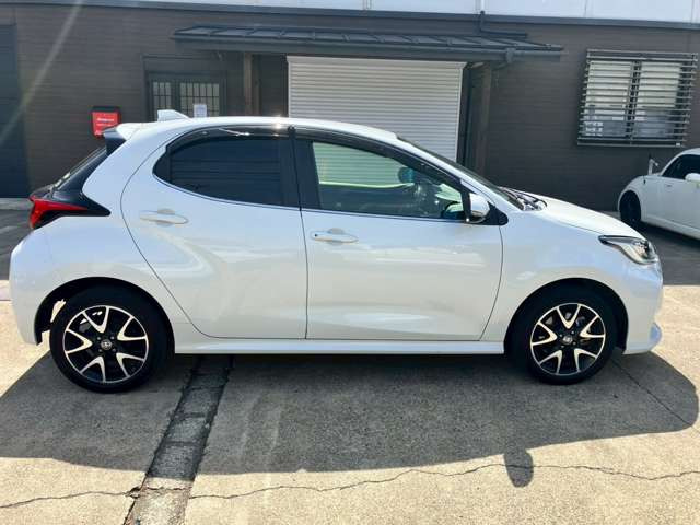 ヤリス1.5 ハイブリッド Z E-Four 4WD