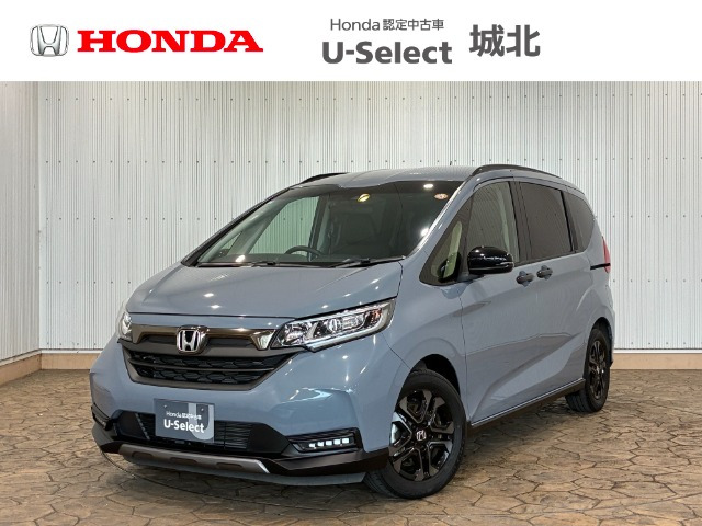 フリード1.5 ハイブリッド クロスター ブラックスタイル