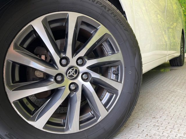 �y����17�C���`�A���~�z�C�[���z�O�ςɃ}�b�`���������A���~�z�C�[���𑕒����Ă���܂��B�e��ЊO�A���~�z�C�[����A�X�^�b�h���X�^�C�����戵�����Ă���܂��B���񂲑��k����������