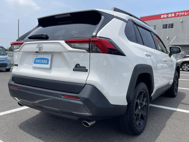 RAV42.0 アドベンチャー オフロードパッケージ 4WD