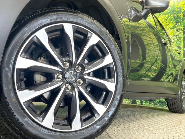 �y����18�C���`�A���~�z�C�[���z�O�ςɃ}�b�`���������A���~�z�C�[���𑕒����Ă���܂��B�e��ЊO�A���~�z�C�[����A�X�^�b�h���X�^�C�����戵�����Ă���܂��B���񂲑��k����������