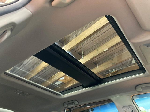 RAV42.0 G 4WD