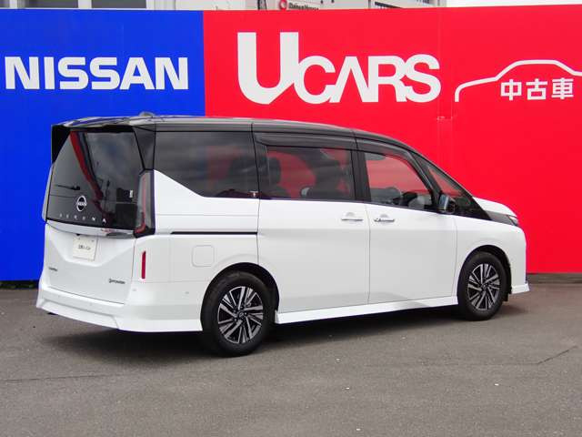 セレナ1.4 e-POWER ルキシオン