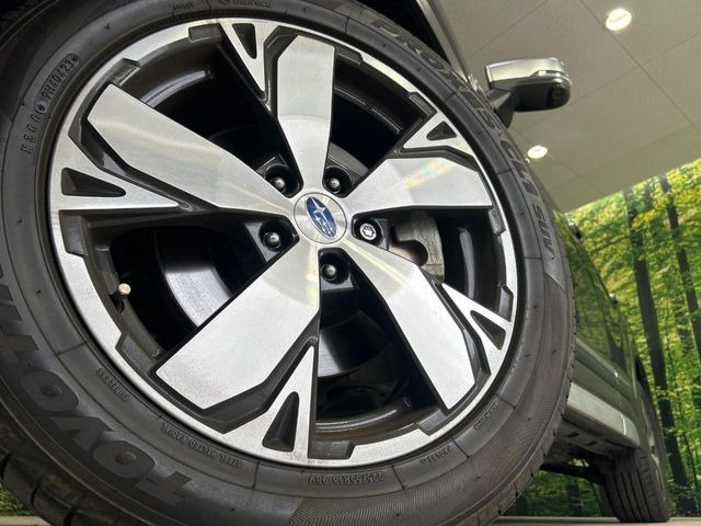�y����18�C���`�A���~�z�C�[���z�O�ςɃ}�b�`���������A���~�z�C�[���𑕒����Ă���܂��B�e��ЊO�A���~�z�C�[����A�X�^�b�h���X�^�C�����戵�����Ă���܂��B���񂲑��k����������