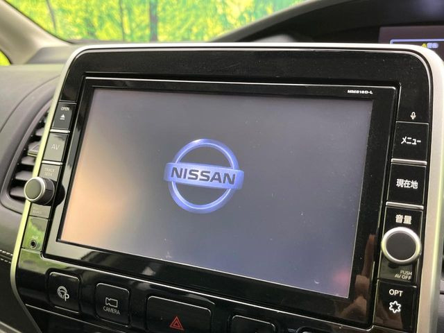 セレナ1.2 e-POWER ハイウェイスターV