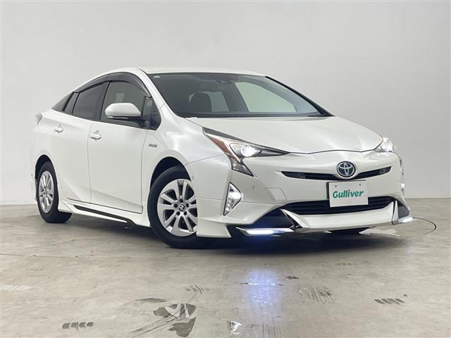プリウス1.8 S セーフティ プラス