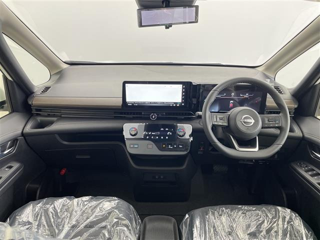セレナ1.4 e-POWER ハイウェイスターV