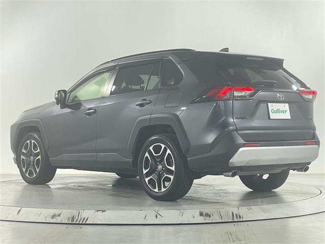 RAV42.0 アドベンチャー 4WD