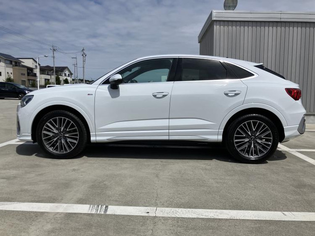 Q3スポーツバック35 TFSI Sライン