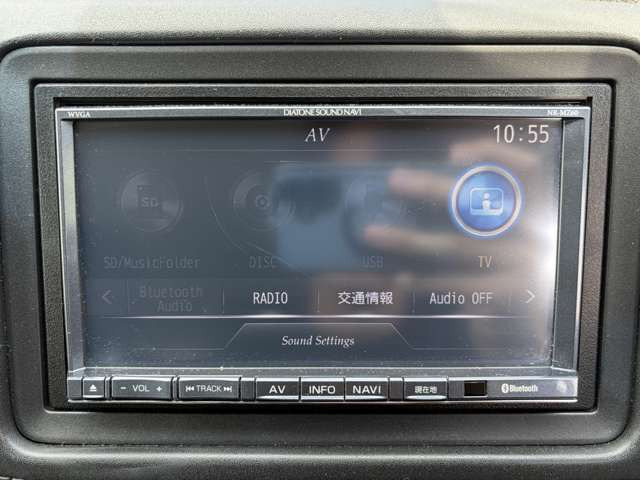 �N���J��SUV�̂ق��ɂ��A���t�@�[�h�E�G���O�����h�E�Z���i�E�X�e�b�v���S���E���H�N�V�[�E���F���t�@�C�A�E�I�f�b�Z�C�E�A���Ԃ��|���V�F�J�C�G�� �~�j�N���X�I�[�o�[�I�[��4 �L���v�e�B�o���݌ɂ��Ă���܂�