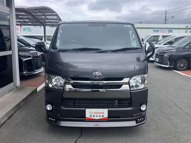 ハイエースバン