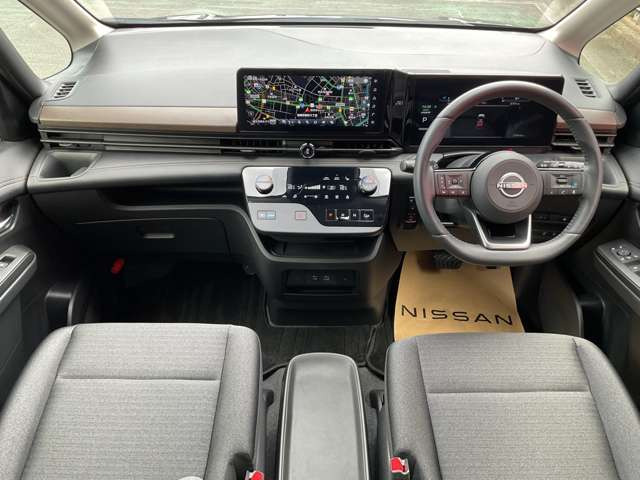 セレナ1.4 e-POWER ハイウェイスターV