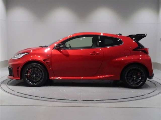 GRヤリス1.6 RZ ハイ パフォーマンス + エアロ パフォーマンス パッケージ 4WD