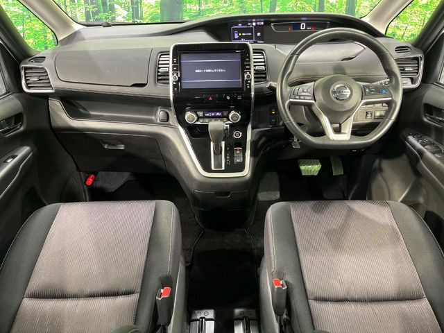 セレナ2.0 ハイウェイスター VセレクションII