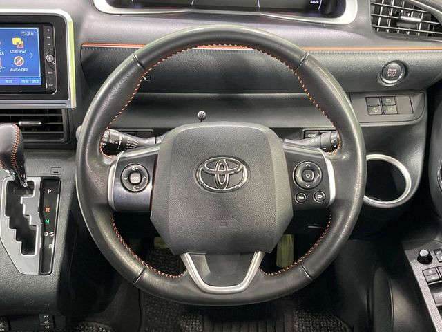 �y�X�e�A�����O�X�C�b�`�z�^�]���A�O������ڐ������炷���ƂȂ��A�I�[�f�B�I���̑��삪�\�ȕ֗��@�\!���S&���K�ȃh���C�u�����o���Ă���܂���