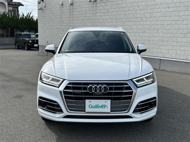 Q52.0 TFSI クワトロ 4WD