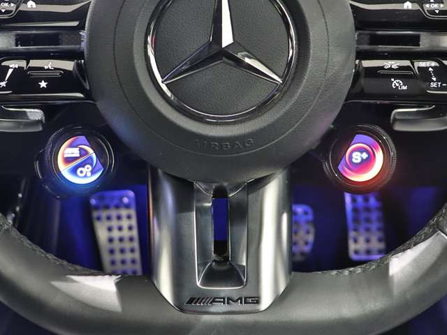 AクラスAMG A35 4マチック (BSG搭載モデル) 4WD