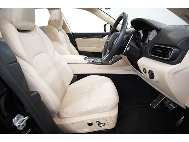�ڂ����I�v�V������ڍׂ͎���HP���炲�����������܂��B