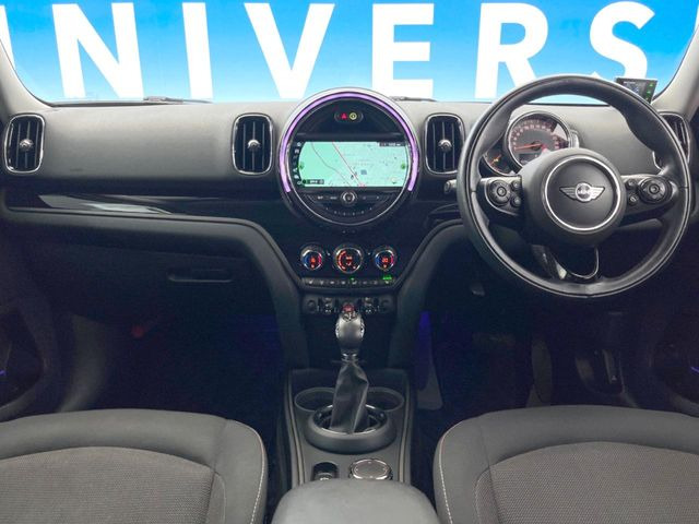 ミニクロスオーバークーパー D オール4 4WD